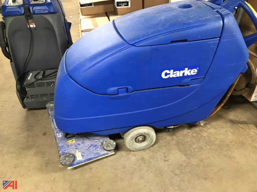 Auctions International Auction Chappaqua CSDNY 30913 ITEM Clarke